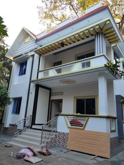 দুইতলা বাড়ি